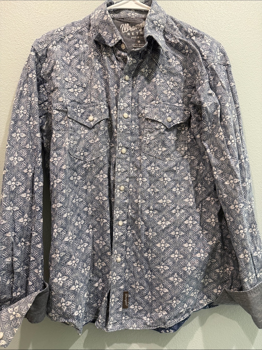 Blue Floral Abstract Patterned Pearl Snap Shirt Western Cuff Roll Up Long Sleeve